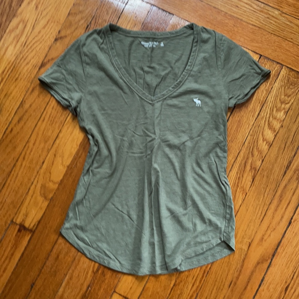 Bundle Of Abercrombie And Fitch Softaf V-Neck Tees - image 5